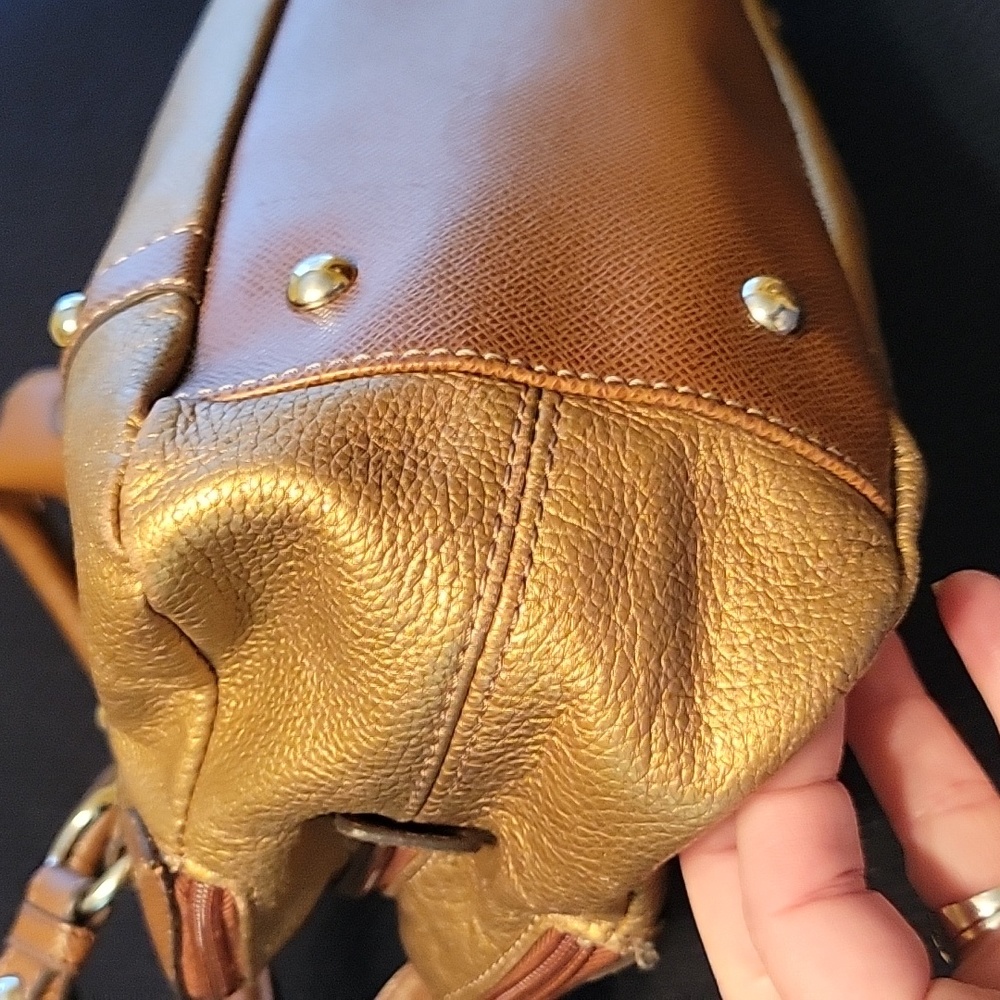 Tignanello leather satchel in brown. bronze & gold. - Picture 7 of 11